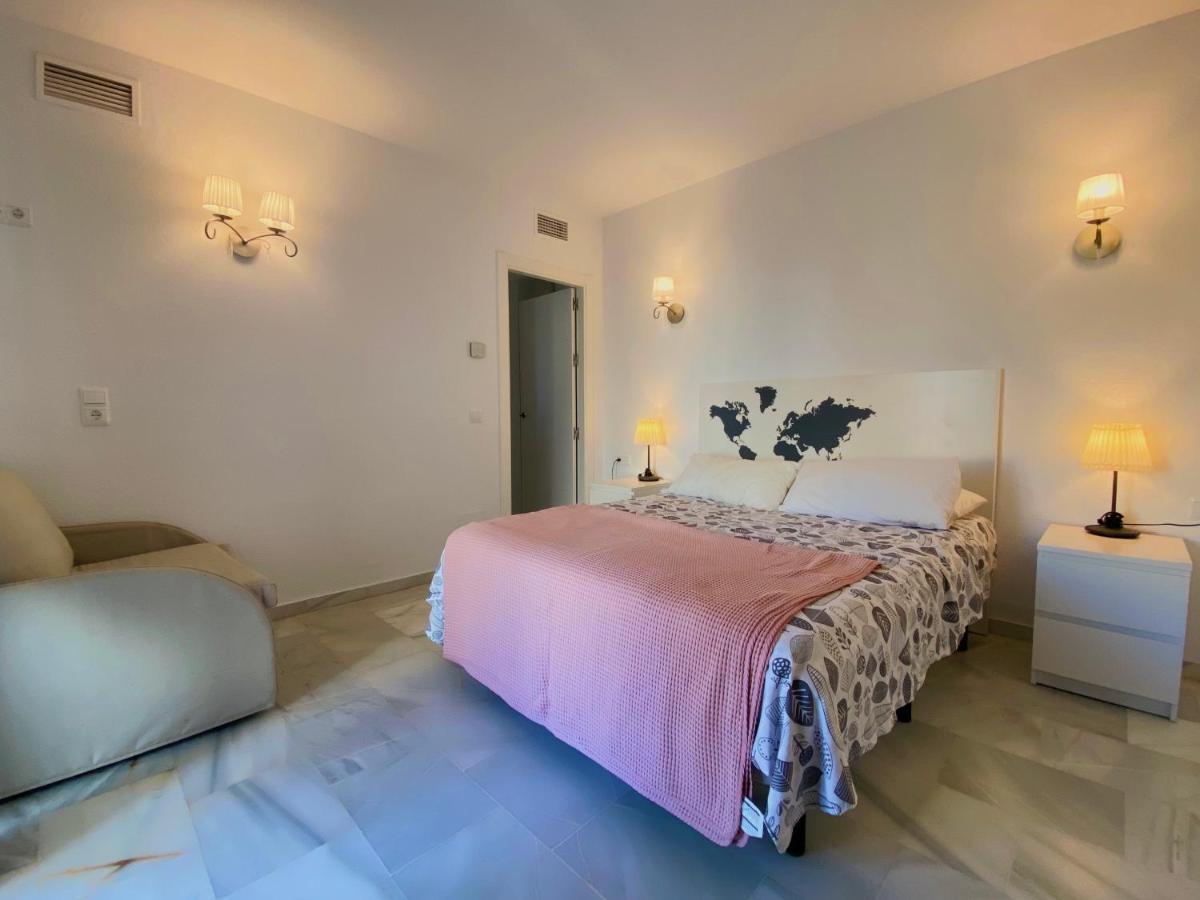Alojamiento En La Carihuela-Costa Del Sol Torremolinos Extérieur photo